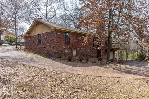 Exterior - 7509 Dover Pl, Fort Smith, AR 72903 photo 5 of 6