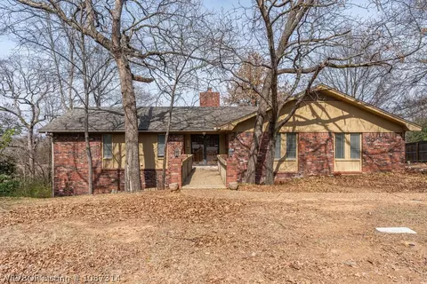 7509 Dover Pl, Fort Smith, AR 72903
