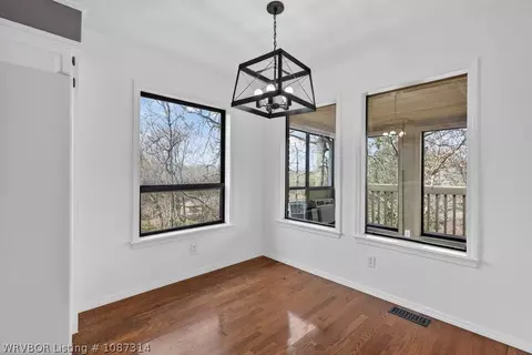 Dining - 7509 Dover Pl, Fort Smith, AR 72903 photo 1 of 1