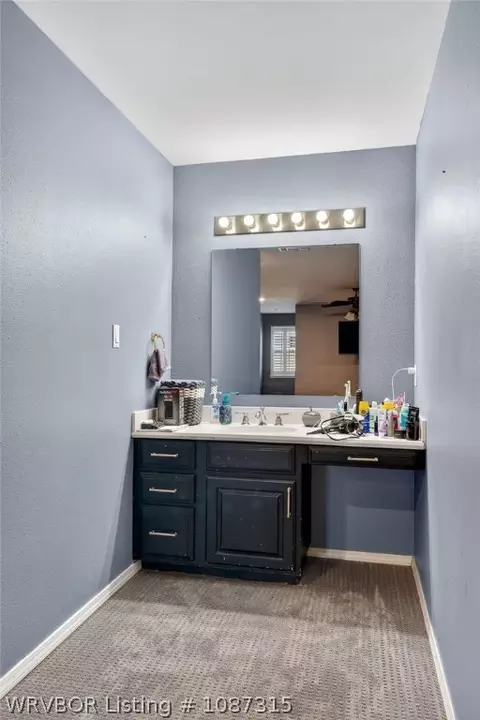 Bath - 10500 Jenny Lind Rd, Fort Smith, AR 72908 photo 5 of 8