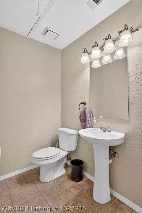 Bath - 10500 Jenny Lind Rd, Fort Smith, AR 72908 photo 1 of 8