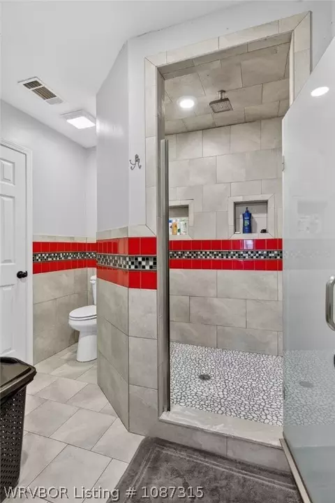Bath - 10500 Jenny Lind Rd, Fort Smith, AR 72908 photo 7 of 8