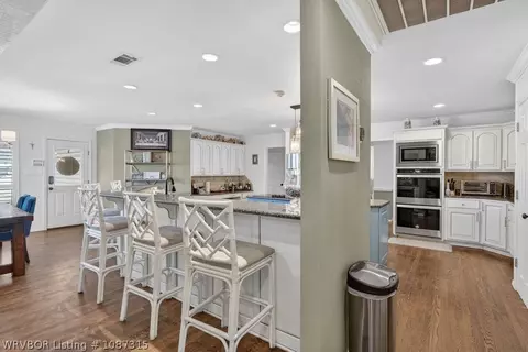 Kitchen - 10500 Jenny Lind Rd, Fort Smith, AR 72908 photo 1 of 6