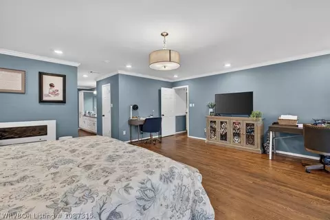Bedroom - 10500 Jenny Lind Rd, Fort Smith, AR 72908 photo 4 of 8