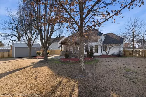 Exterior - 8601 Timberlyn Way, Fort Smith, AR 72903 photo 5 of 7