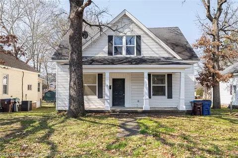 Exterior - 1018 S 25th St, Fort Smith, AR 72901 photo 2 of 3