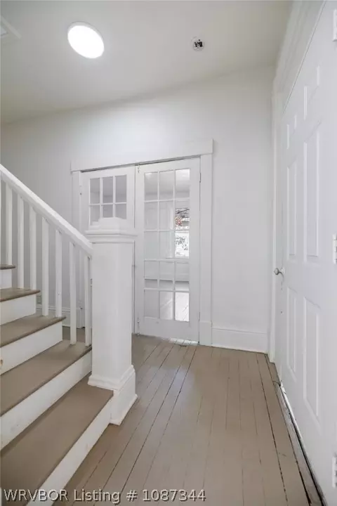 Entry Way - 1018 S 25th St, Fort Smith, AR 72901 photo 1 of 5