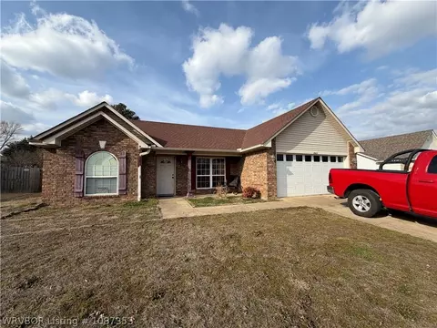 1963 Palomino Dr, Greenwood, AR 72936