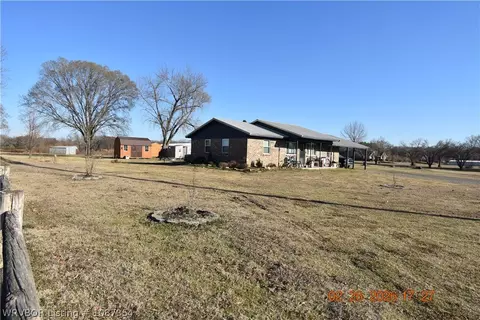 510 N Shurley St, Sallisaw, OK 74955