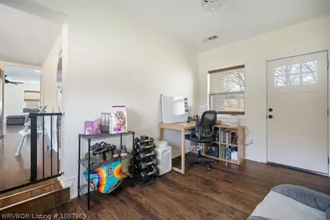 Entry Way - 7512 S Highway 271, Fort Smith, AR 72908 photo 1 of 2