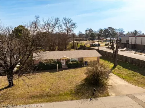 View/Area - 2415 64th St, Fort Smith, AR 72903 photo 1 of 4