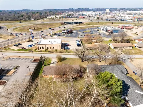 View/Area - 2415 64th St, Fort Smith, AR 72903 photo 3 of 4