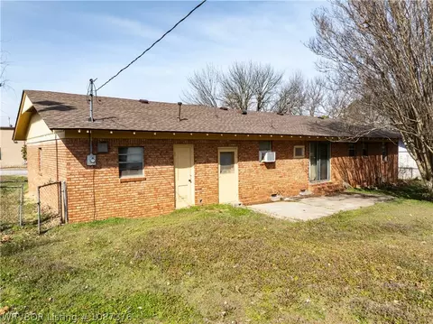Exterior - 2415 64th St, Fort Smith, AR 72903 photo 4 of 7