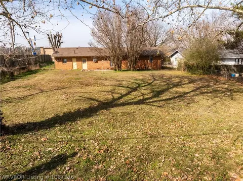 Exterior - 2415 64th St, Fort Smith, AR 72903 photo 7 of 7
