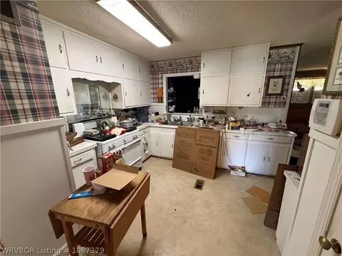 Kitchen - 428 N 35th St, Fort Smith, AR 72903 photo 1 of 2