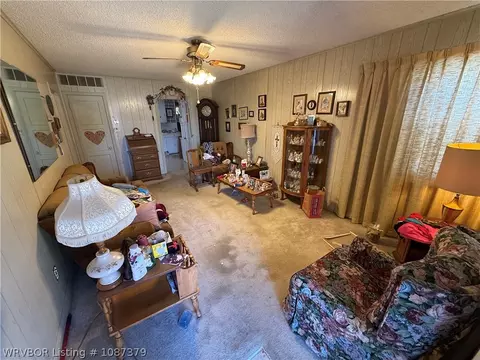 Living - 428 N 35th St, Fort Smith, AR 72903 photo 1 of 3