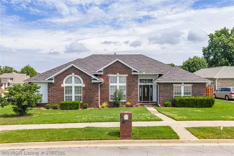 1801 Fianna Way, Fort Smith, AR 72908