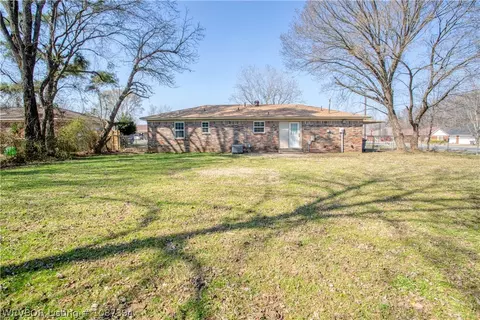 Exterior - 2 S 15th St, Lavaca, AR 72941 photo 5 of 9