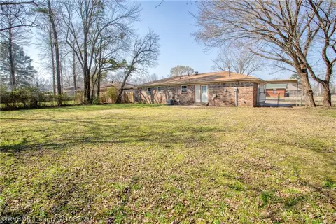 Exterior - 2 S 15th St, Lavaca, AR 72941 photo 4 of 9
