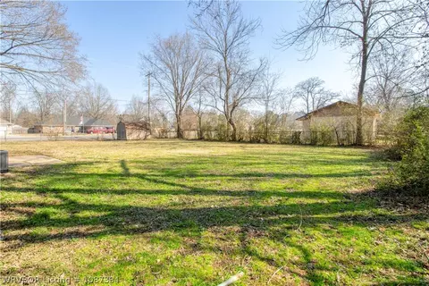 Exterior - 2 S 15th St, Lavaca, AR 72941 photo 9 of 9