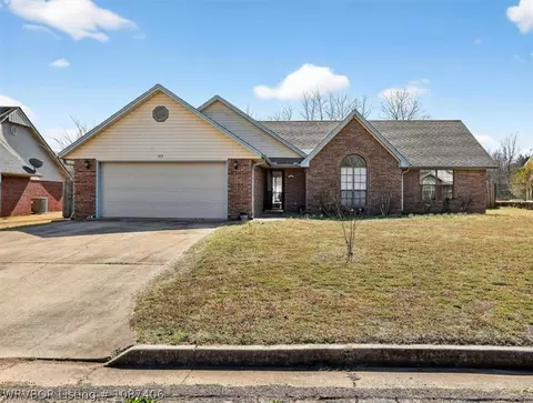 103 W Dora, Poteau, OK 74953