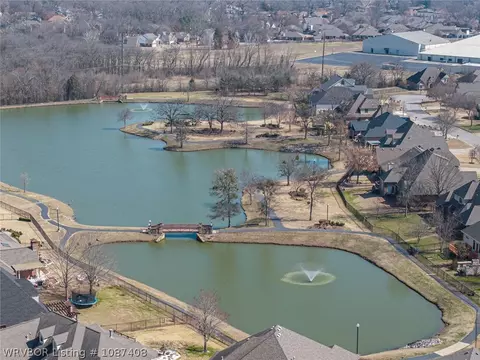 View/Area - 2912 Brighton Ct, Fort Smith, AR 72903 photo 5 of 7