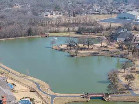 View/Area - 2912 Brighton Ct, Fort Smith, AR 72903 photo 4 of 7