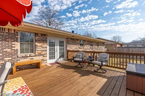 Exterior - 3700 Dallas St, Fort Smith, AR 72903 photo 2 of 5
