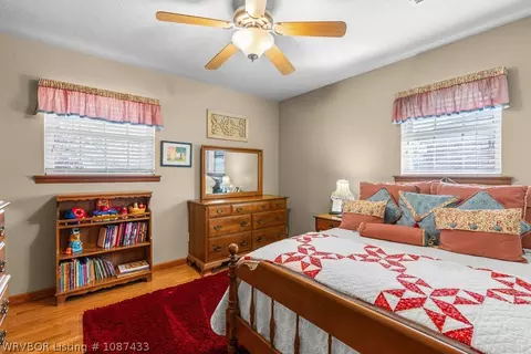Bedroom - 3700 Dallas St, Fort Smith, AR 72903 photo 4 of 4
