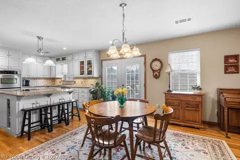 Dining - 3700 Dallas St, Fort Smith, AR 72903 photo 2 of 3
