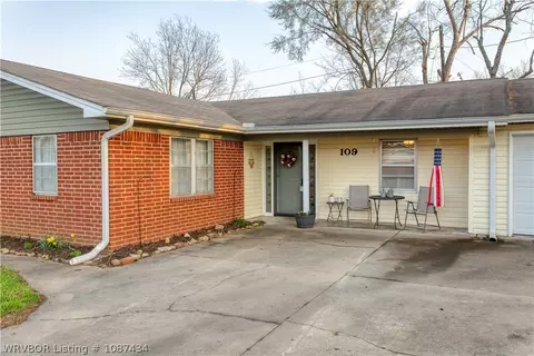 109 Miami St, Greenwood, AR 72936 photo 2