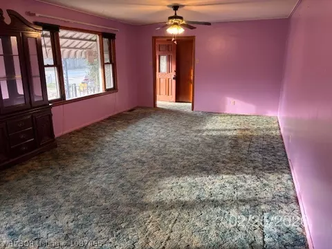 Living - 3418 N 31st St, Fort Smith, AR 72904 photo 3 of 4