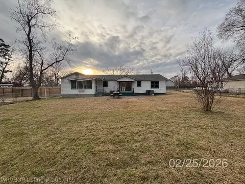 Exterior - 3418 N 31st St, Fort Smith, AR 72904 photo 1 of 1