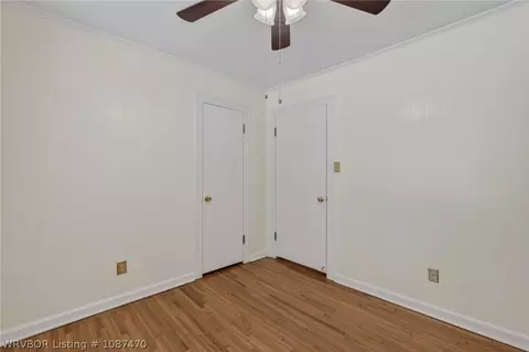 Bedroom - 3710 Park Ave, Fort Smith, AR 72903 photo 7 of 11