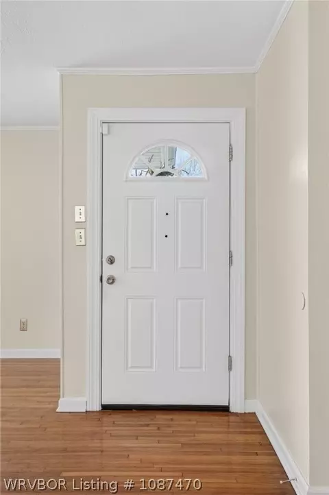 Entry Way - 3710 Park Ave, Fort Smith, AR 72903 photo 1 of 2