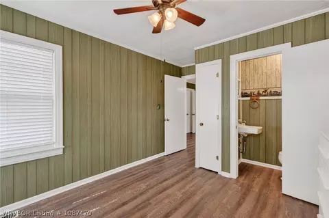 Bedroom - 3710 Park Ave, Fort Smith, AR 72903 photo 3 of 11