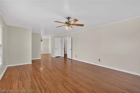 Living - 3710 Park Ave, Fort Smith, AR 72903 photo 2 of 4