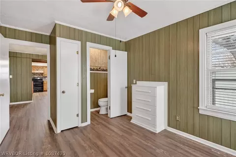 Bedroom - 3710 Park Ave, Fort Smith, AR 72903 photo 4 of 11