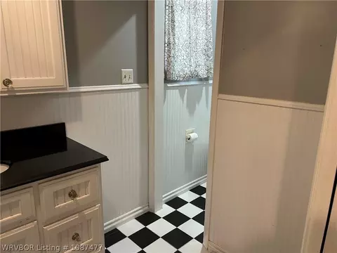 Entry Way - 2914 Memphis St, Fort Smith, AR 72901 photo 2 of 3