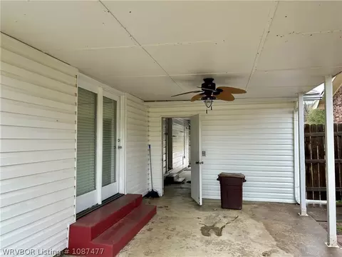 Entry Way - 2914 Memphis St, Fort Smith, AR 72901 photo 3 of 3