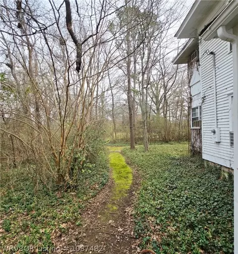Exterior - 707 E Walnut St, Paris, AR 72855 photo 8 of 8