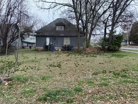 922 S 17th St, Fort Smith, AR 72901 photo 3
