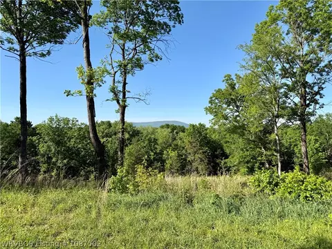 209 Rock Creek Dr, Wister, OK 74966