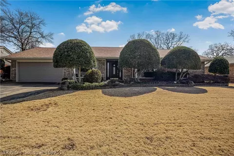 7500 Oxford Pl, Fort Smith, AR 72903