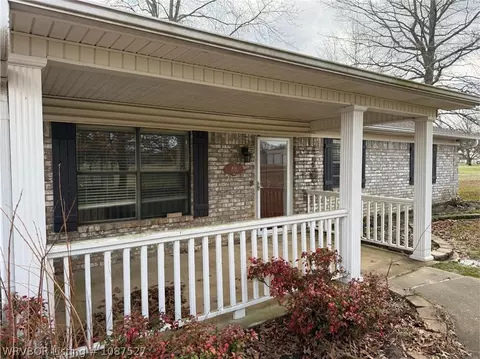 Exterior - 804 E Pryor Ave, Pocola, OK 74902 photo 7 of 7
