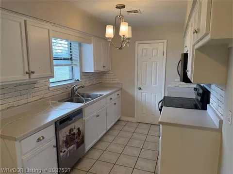 Kitchen - 804 E Pryor Ave, Pocola, OK 74902 photo 1 of 2