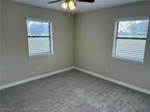 Bedroom - 804 E Pryor Ave, Pocola, OK 74902 photo 3 of 4
