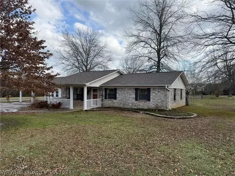 Exterior - 804 E Pryor Ave, Pocola, OK 74902 photo 5 of 7