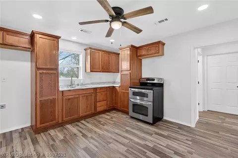 208 11th St, Scranton, AR 72863 photo 17