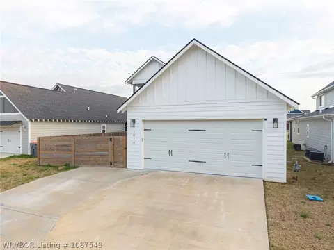 Exterior - 1914 Ebbing Loop, Barling, AR 72923 photo 8 of 15
